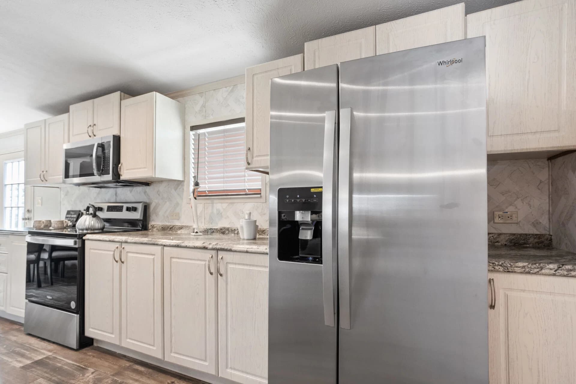 Heritage h-3272-43a kitchen home features