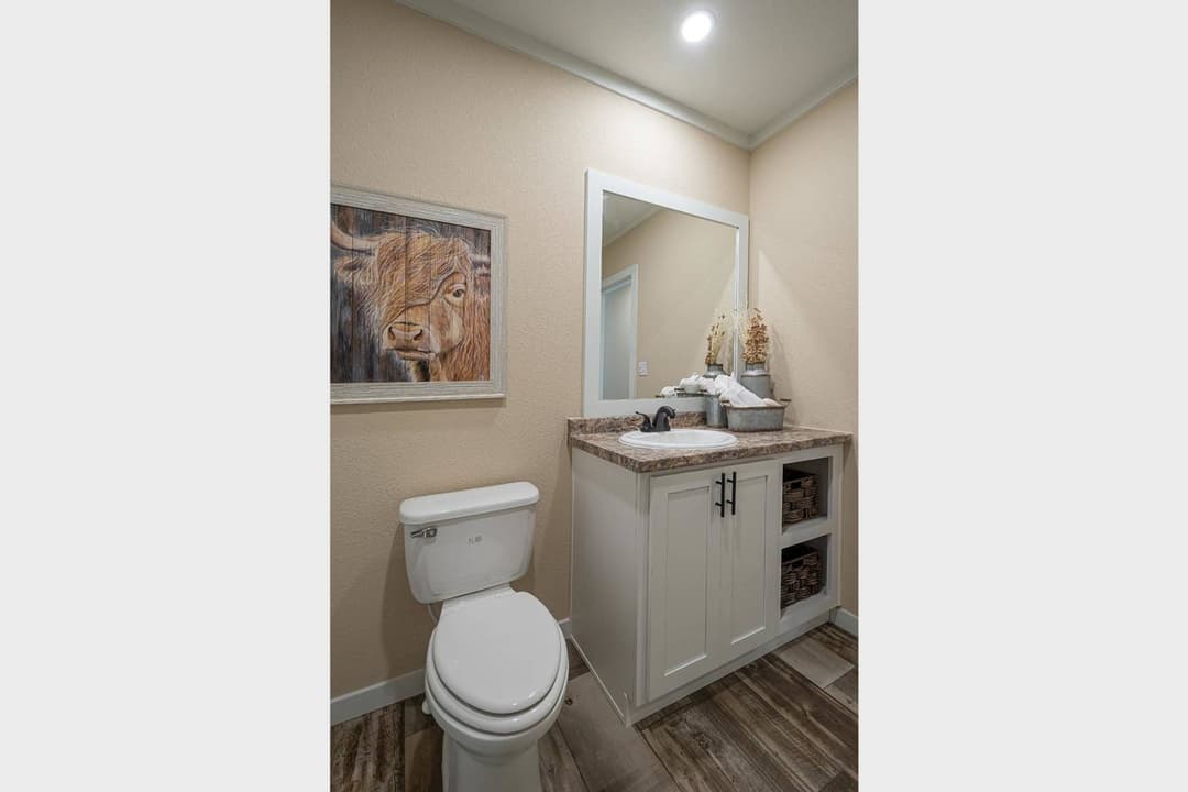 Innovation 3266f bathroom home features