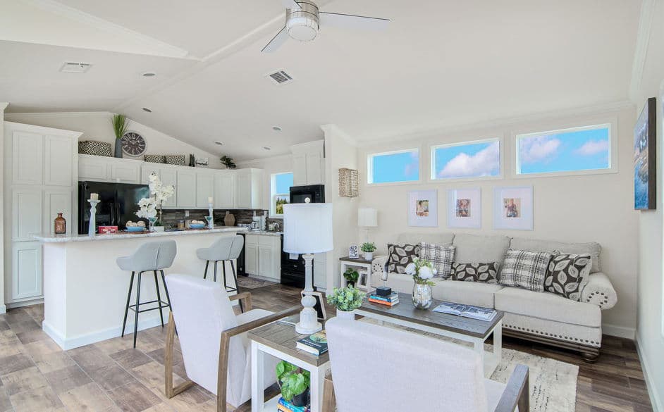 Eagle j60ep8 interior home features