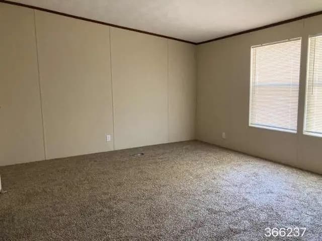 2017 tru holyfield (bank repo) interior home features