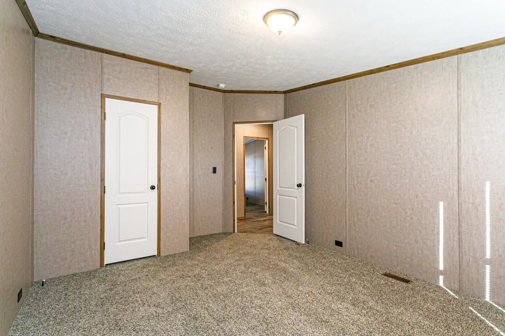 Classic c-3264-32c bedroom home features