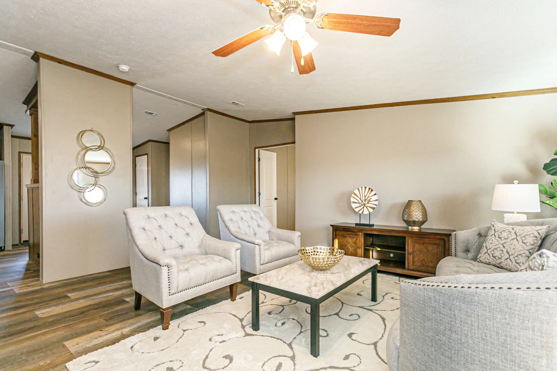 Doublewide h-3672-43a interior home features
