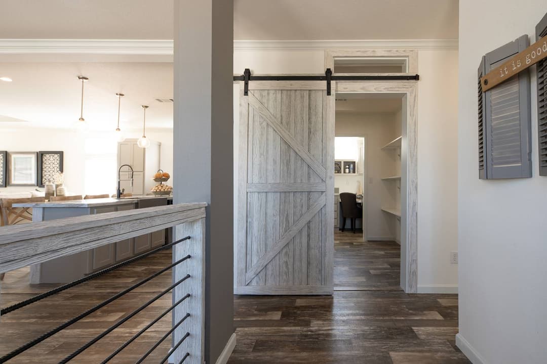 Titan extreme 3266a [the aspen] interior home features