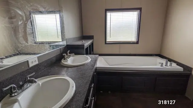 2015 clayton sierra vista (bank repo) bathroom home features