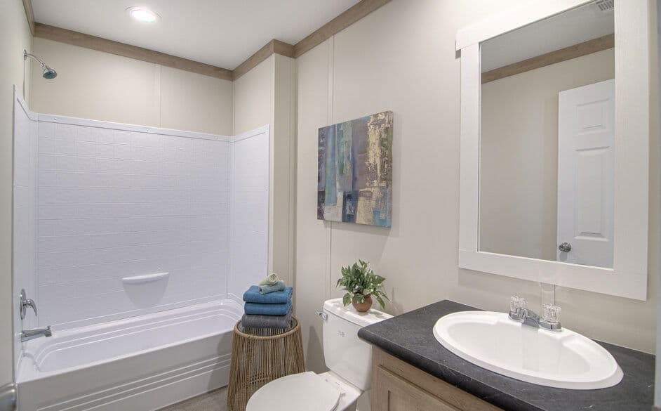 Corral 2354 bathroom home features