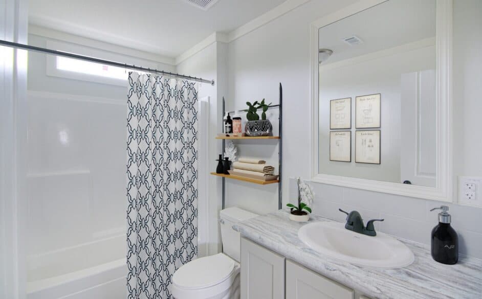 Vue s58-68m bathroom home features