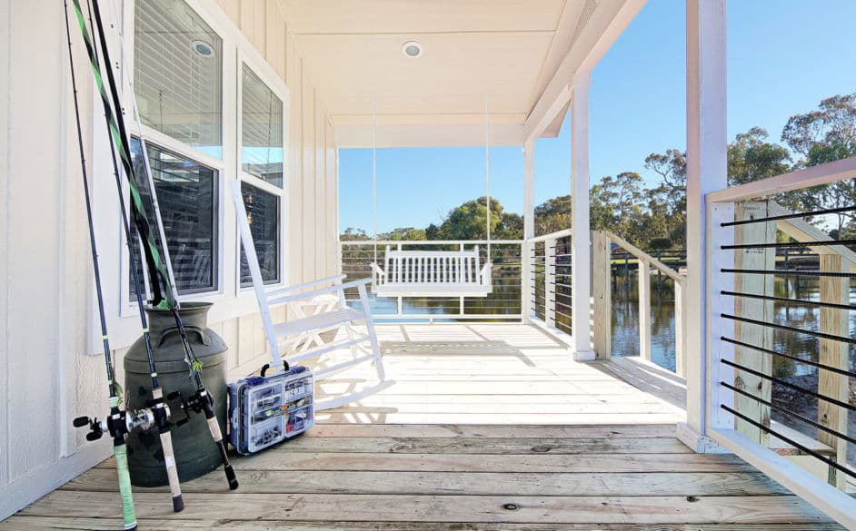 Eagle j60ep8 exterior home features