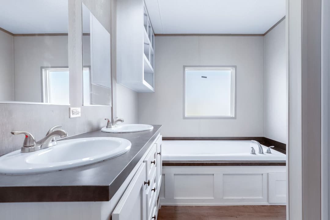 Anniversary 16602a bathroom home features