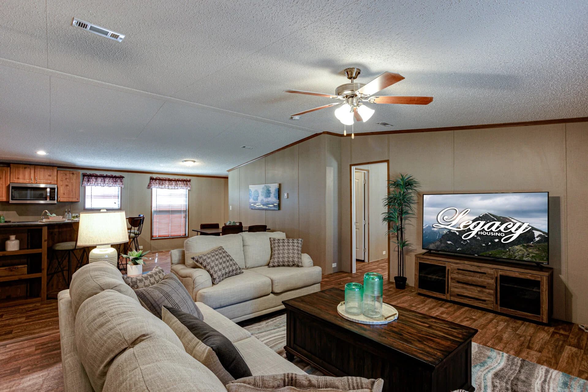 Heritage h-3256-42a interior home features