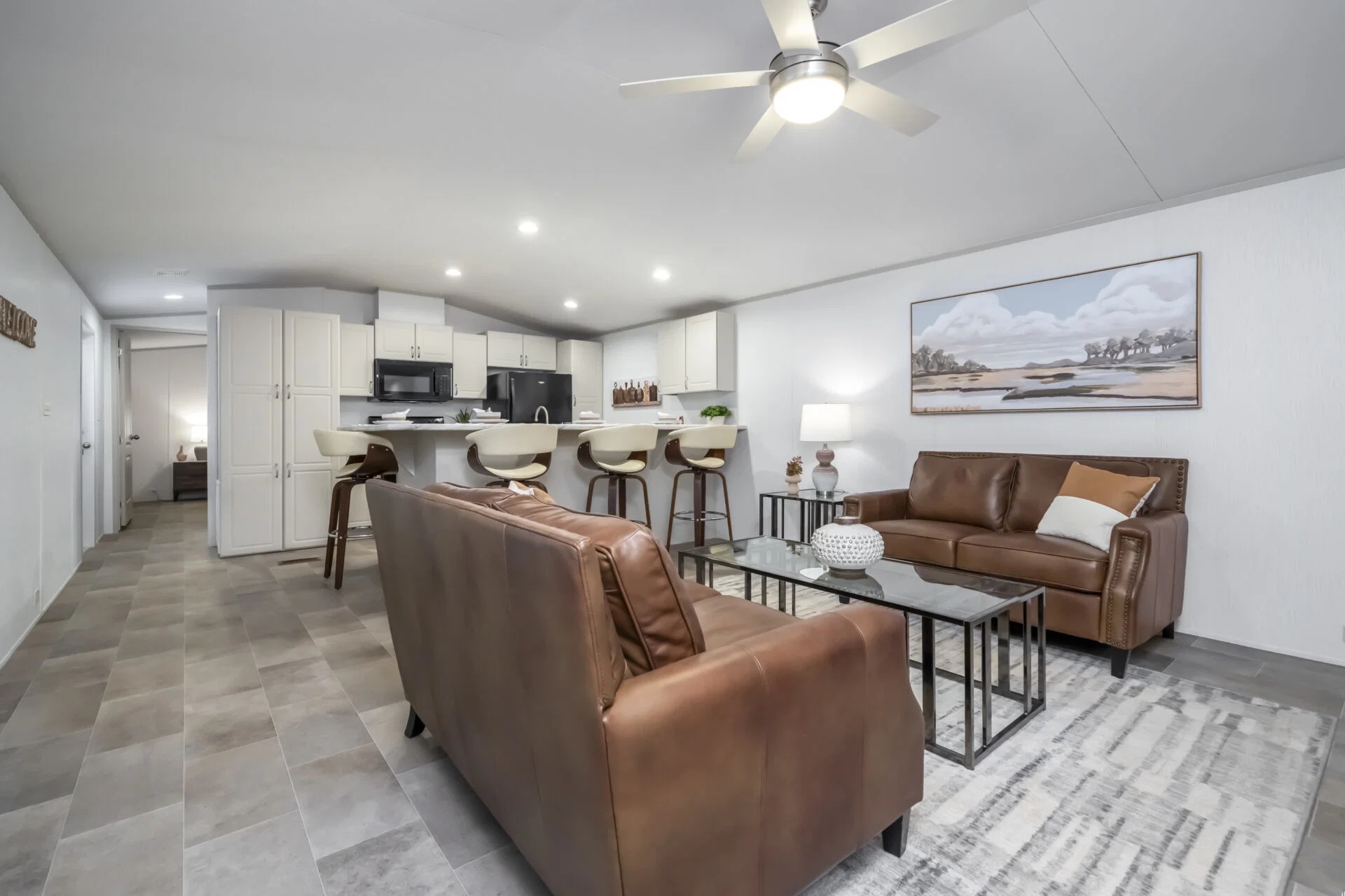 Select s-1664-32c interior home features