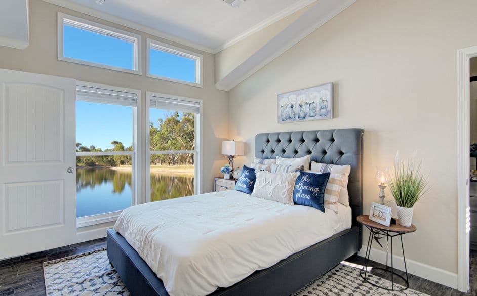 Eagle j60ep8 bedroom home features