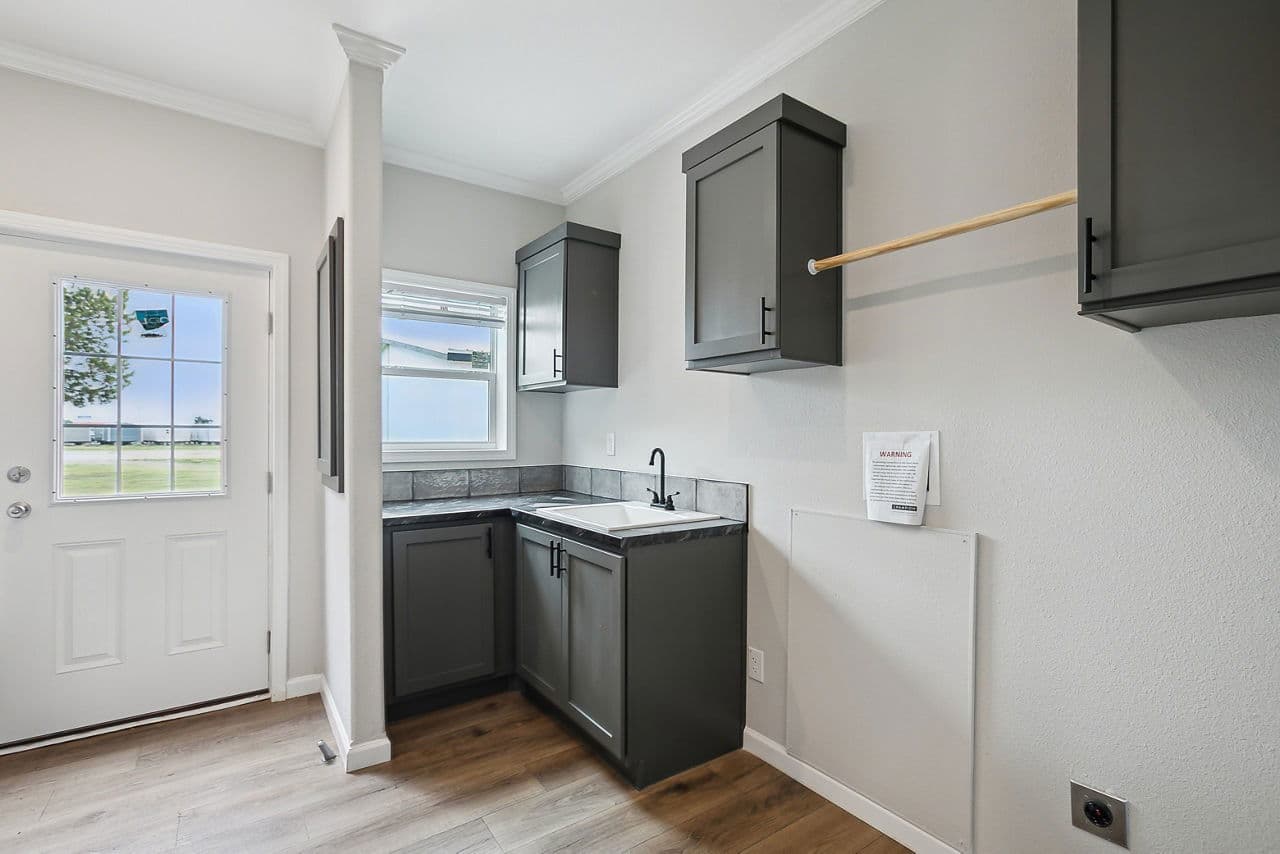 Innovation 3276aa interior home features